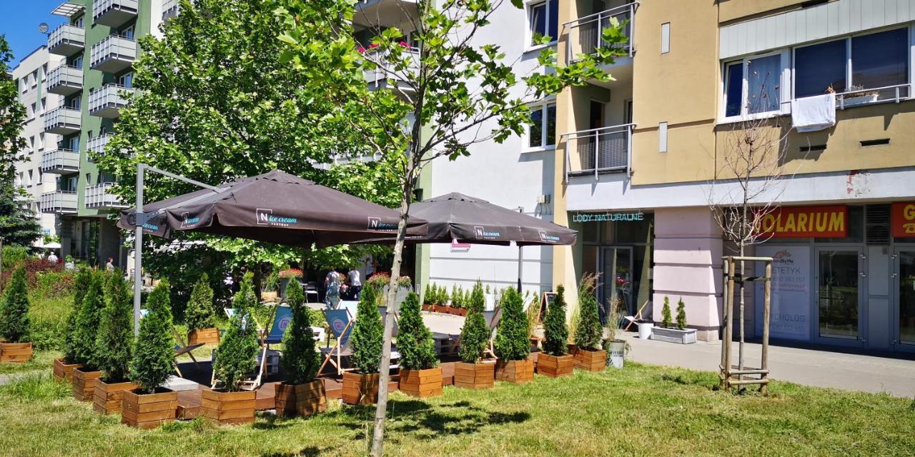 Classic Apartament Metro Kabaty Varsovie Extérieur photo