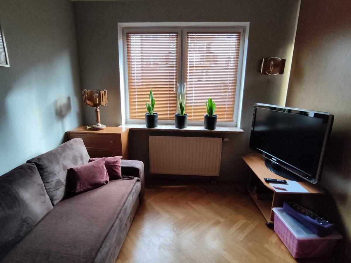 Classic Apartament Metro Kabaty Varsovie Extérieur photo